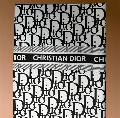 dior wrapping paper for flowers